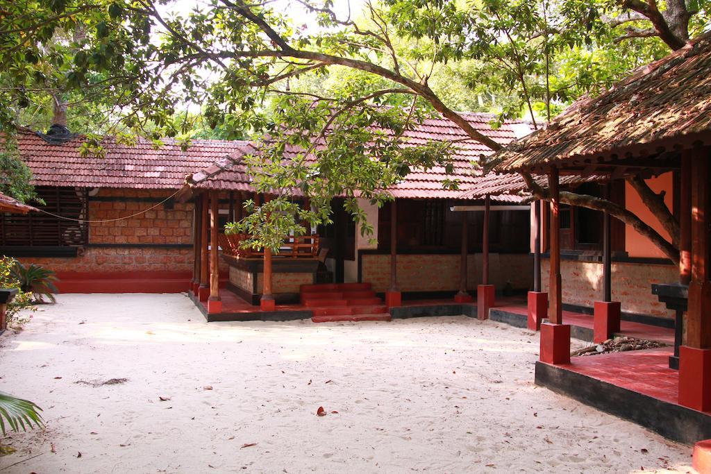 Arakkal Heritage Mararikulam Zewnętrze zdjęcie