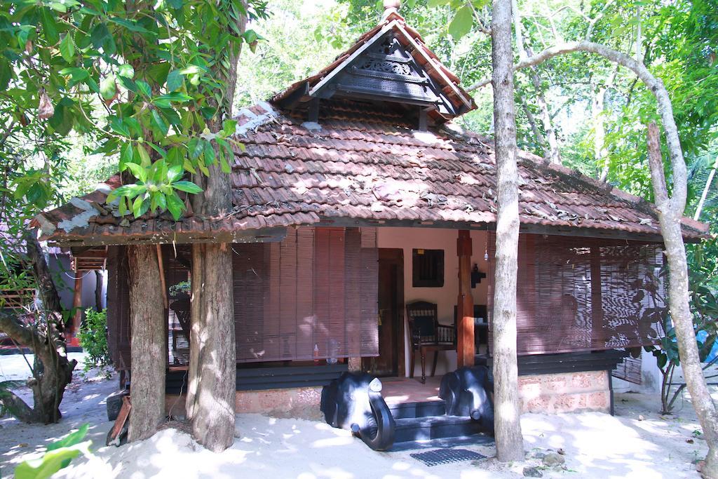 Arakkal Heritage Mararikulam Zewnętrze zdjęcie